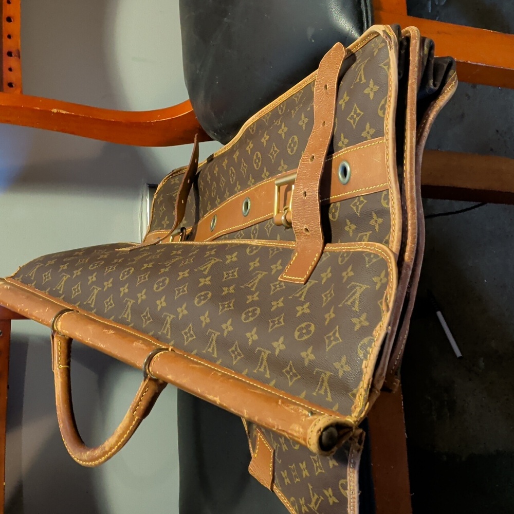 Louis Vuitton $4000 Retail Authentic Monogram Double Sided Hunting Garment Bag - Picture 8 of 14